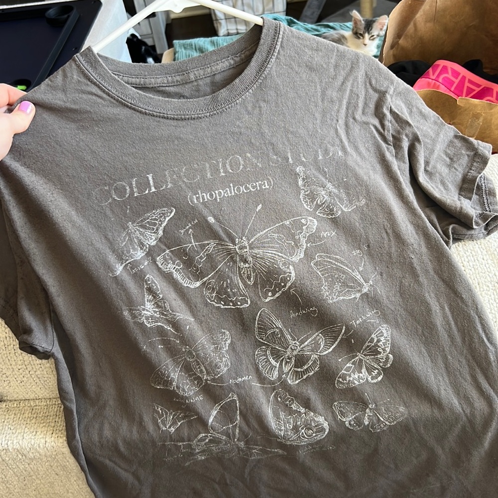 super cute butterfly t-shirt